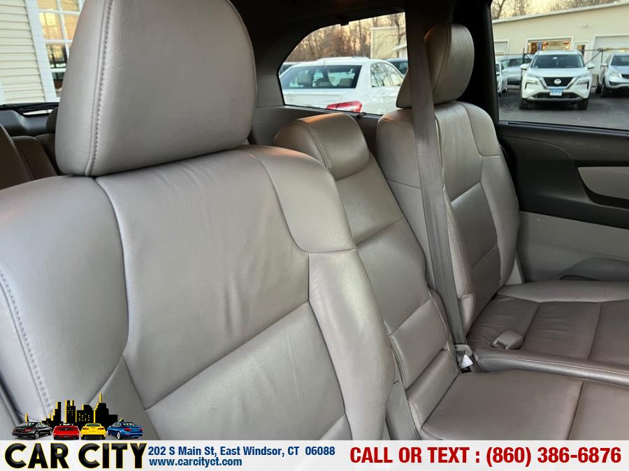 2013 Honda Odyssey 5dr Touring, available for sale in East Windsor, Connecticut | Car City LLC. East Windsor, Connecticut 2013 Honda Odyssey 5dr Touring, available for sale in East Windsor, Connecticut | Car City LLC. East Windsor, Connecticut