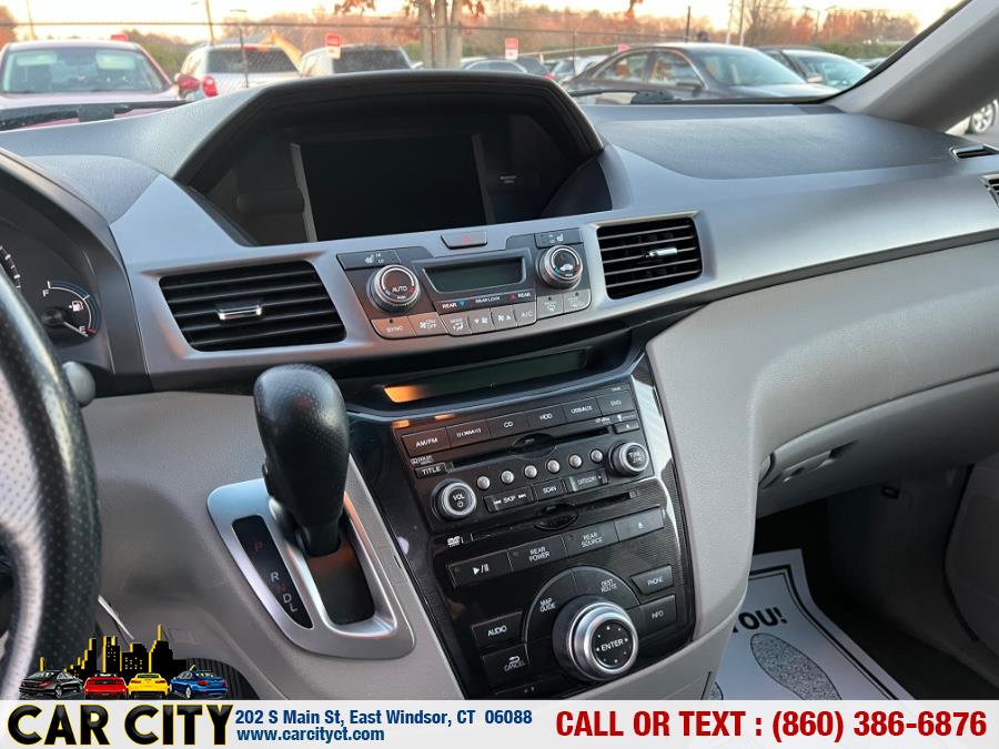 2013 Honda Odyssey 5dr Touring, available for sale in East Windsor, Connecticut | Car City LLC. East Windsor, Connecticut 2013 Honda Odyssey 5dr Touring, available for sale in East Windsor, Connecticut | Car City LLC. East Windsor, Connecticut