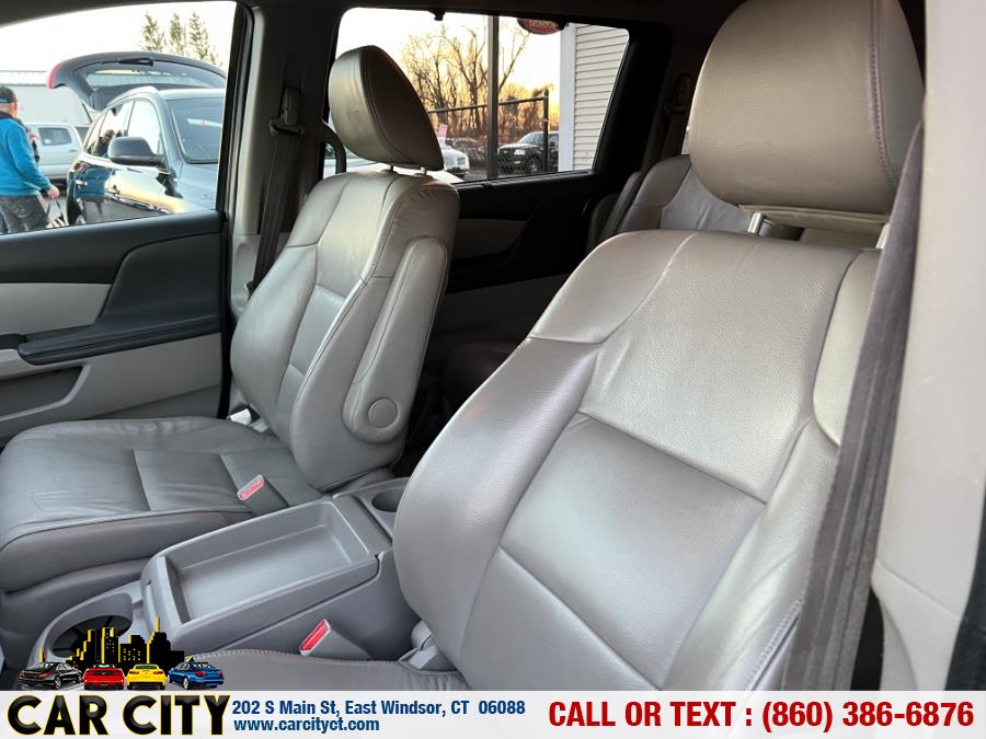 2013 Honda Odyssey 5dr Touring, available for sale in East Windsor, Connecticut | Car City LLC. East Windsor, Connecticut 2013 Honda Odyssey 5dr Touring, available for sale in East Windsor, Connecticut | Car City LLC. East Windsor, Connecticut