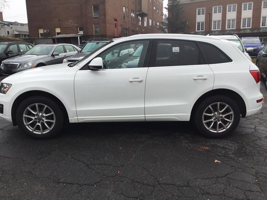 Used Audi Q5 quattro 4dr 3.2L Premium Plus 2009 | Liberty Motors. Manchester, Connecticut Used Audi Q5 quattro 4dr 3.2L Premium Plus 2009 | Liberty Motors. Manchester, Connecticut