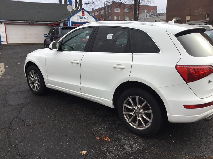 Used Audi Q5 quattro 4dr 3.2L Premium Plus 2009 | Liberty Motors. Manchester, Connecticut Used Audi Q5 quattro 4dr 3.2L Premium Plus 2009 | Liberty Motors. Manchester, Connecticut