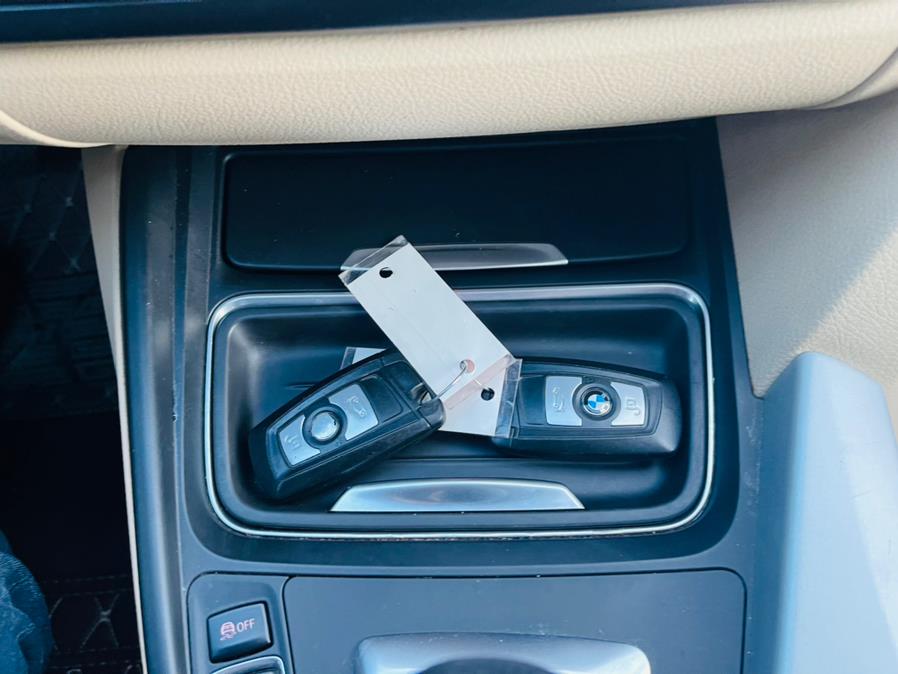 2013 BMW 3 Series 4dr Sdn 328i xDrive AWD, available for sale in New Britain, Connecticut | Supreme Automotive. New Britain, Connecticut 2013 BMW 3 Series 4dr Sdn 328i xDrive AWD, available for sale in New Britain, Connecticut | Supreme Automotive. New Britain, Connecticut