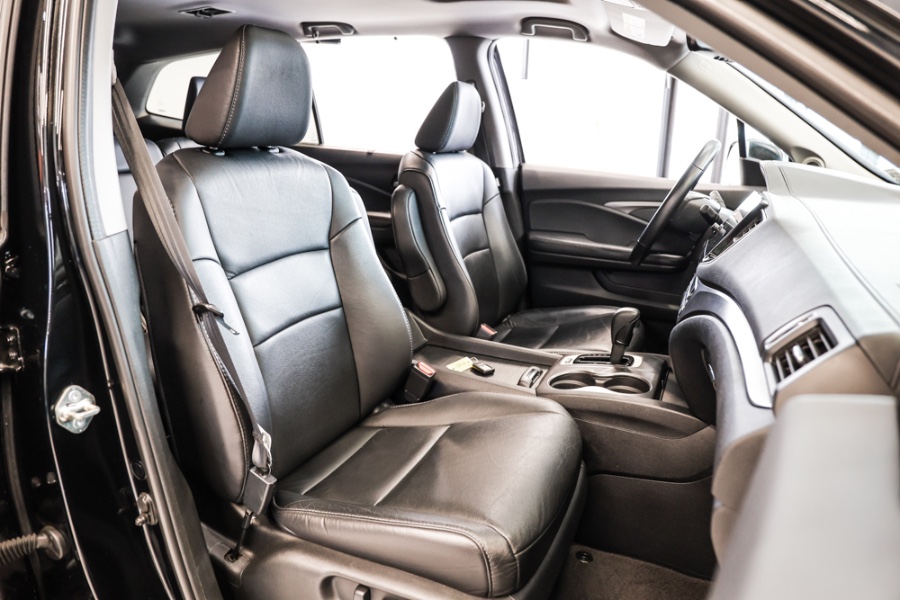 Used Honda Pilot EX-L AWD 2020 | 26 Motors Long Island. ELMONT, New York Used Honda Pilot EX-L AWD 2020 | 26 Motors Long Island. ELMONT, New York