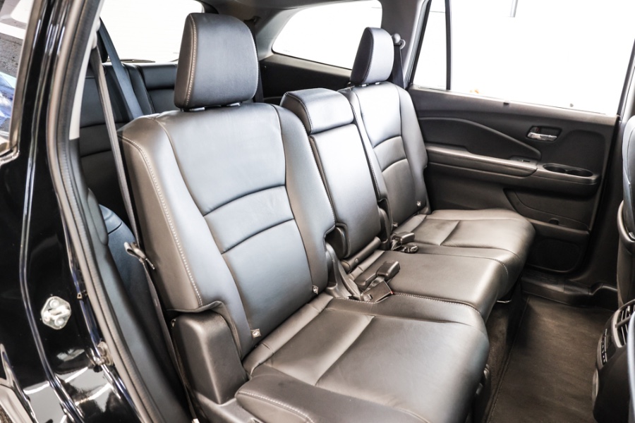 Used Honda Pilot EX-L AWD 2020 | 26 Motors Long Island. ELMONT, New York Used Honda Pilot EX-L AWD 2020 | 26 Motors Long Island. ELMONT, New York