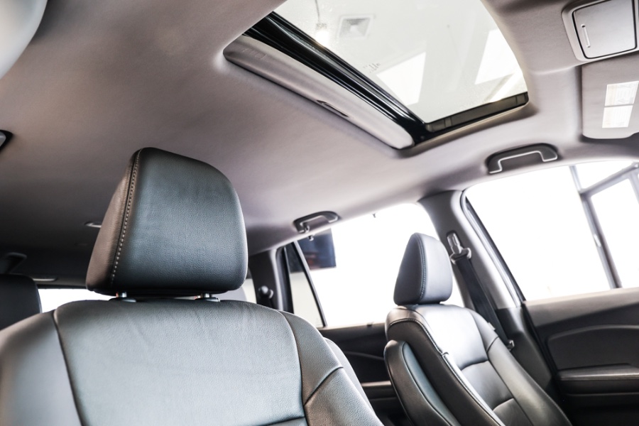 Used Honda Pilot EX-L AWD 2020 | 26 Motors Long Island. ELMONT, New York Used Honda Pilot EX-L AWD 2020 | 26 Motors Long Island. ELMONT, New York