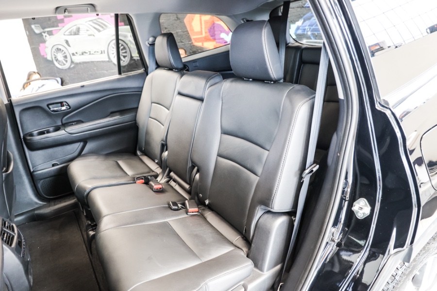 Used Honda Pilot EX-L AWD 2020 | 26 Motors Long Island. ELMONT, New York Used Honda Pilot EX-L AWD 2020 | 26 Motors Long Island. ELMONT, New York