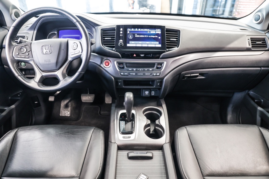 Used Honda Pilot EX-L AWD 2020 | 26 Motors Long Island. ELMONT, New York Used Honda Pilot EX-L AWD 2020 | 26 Motors Long Island. ELMONT, New York