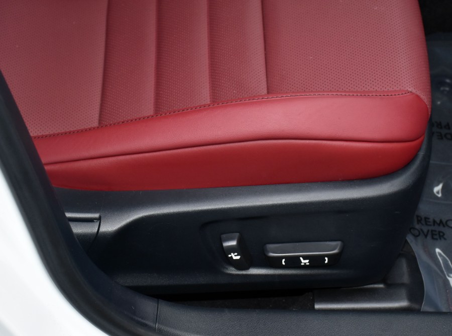 Used Lexus IS IS 300 F Sport AWD 2018 | Highline Car Connection. Waterbury, Connecticut Used Lexus IS IS 300 F Sport AWD 2018 | Highline Car Connection. Waterbury, Connecticut