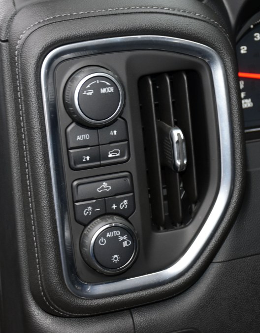 Used Chevrolet Silverado 1500 4WD Crew Cab LT 2020 | Highline Car Connection. Waterbury, Connecticut Used Chevrolet Silverado 1500 4WD Crew Cab LT 2020 | Highline Car Connection. Waterbury, Connecticut