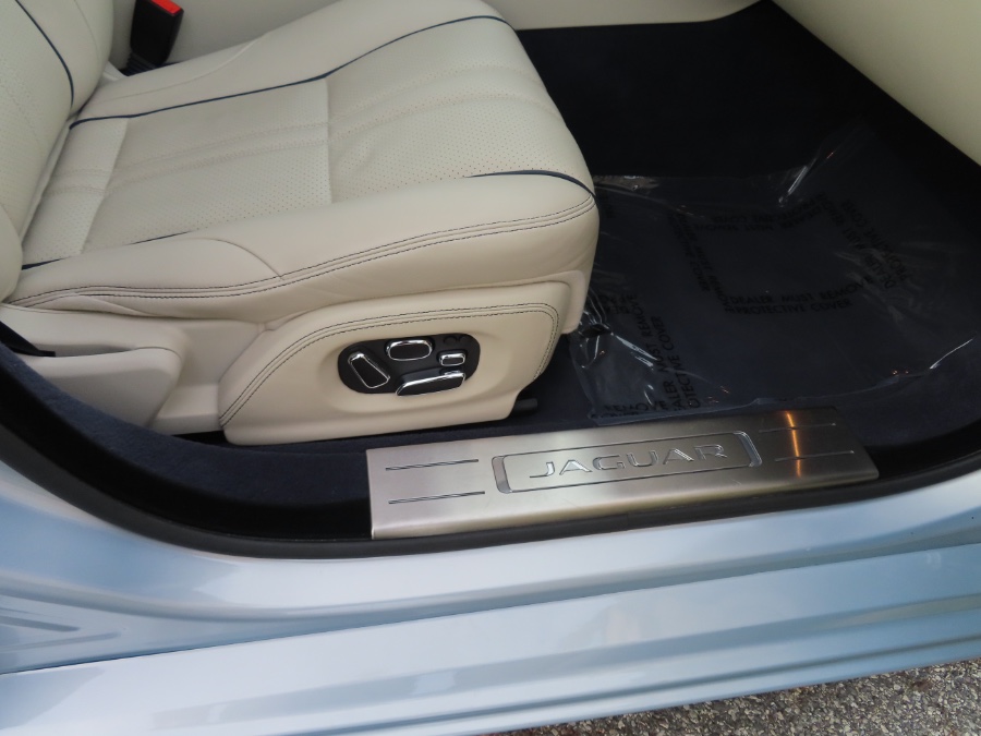 Used Jaguar XJ 4dr Sdn XJL Supercharged RWD 2014 | Meccanic Shop North Inc. North Salem, New York Used Jaguar XJ 4dr Sdn XJL Supercharged RWD 2014 | Meccanic Shop North Inc. North Salem, New York