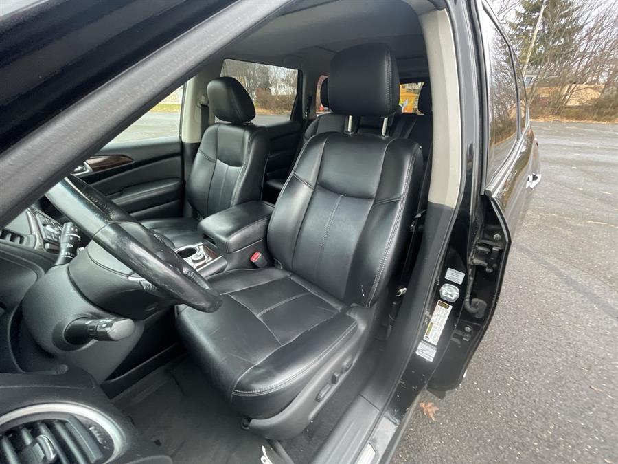 2015 Nissan Pathfinder 4WD 4dr SL, available for sale in Stratford, Connecticut | Wiz Leasing Inc. Stratford, Connecticut 2015 Nissan Pathfinder 4WD 4dr SL, available for sale in Stratford, Connecticut | Wiz Leasing Inc. Stratford, Connecticut
