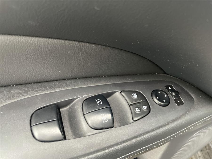 2015 Nissan Pathfinder 4WD 4dr SL, available for sale in Stratford, Connecticut | Wiz Leasing Inc. Stratford, Connecticut 2015 Nissan Pathfinder 4WD 4dr SL, available for sale in Stratford, Connecticut | Wiz Leasing Inc. Stratford, Connecticut