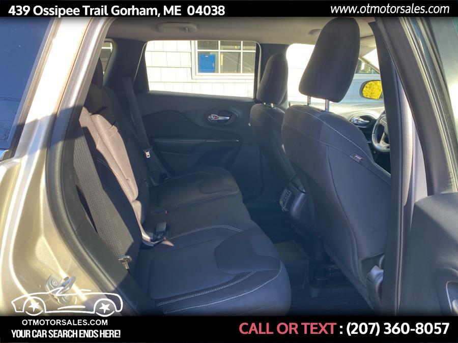 Used Jeep Cherokee 4WD 4dr Latitude 2015 | Ossipee Trail Motor Sales. Gorham, Maine Used Jeep Cherokee 4WD 4dr Latitude 2015 | Ossipee Trail Motor Sales. Gorham, Maine
