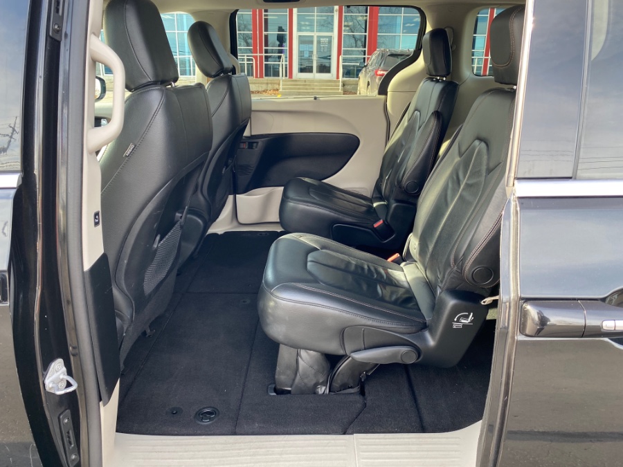 Used Chrysler Pacifica Touring-L FWD 2017 | Marsh Auto Sales LLC. Ortonville, Michigan Used Chrysler Pacifica Touring-L FWD 2017 | Marsh Auto Sales LLC. Ortonville, Michigan