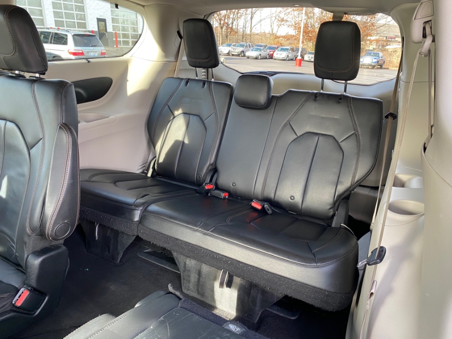 Used Chrysler Pacifica Touring-L FWD 2017 | Marsh Auto Sales LLC. Ortonville, Michigan Used Chrysler Pacifica Touring-L FWD 2017 | Marsh Auto Sales LLC. Ortonville, Michigan