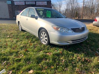 Used Toyota Camry 4dr Sdn XLE Auto (SE) 2002 | JEM Systems Inc.. Berlin, Connecticut
