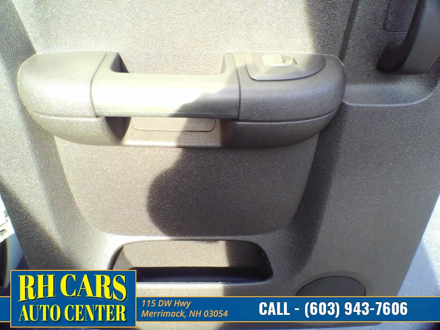 Used GMC Sierra 1500 4WD Ext Cab 143.5" SLE 2011 | RH Cars LLC. Merrimack, New Hampshire Used GMC Sierra 1500 4WD Ext Cab 143.5" SLE 2011 | RH Cars LLC. Merrimack, New Hampshire