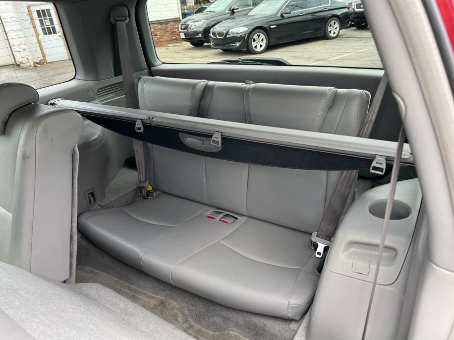 2005 Toyota Highlander 4dr V6 4WD w/3rd Row (Natl), available for sale in Springfield, Massachusetts | Absolute Motors Inc. Springfield, Massachusetts 2005 Toyota Highlander 4dr V6 4WD w/3rd Row (Natl), available for sale in Springfield, Massachusetts | Absolute Motors Inc. Springfield, Massachusetts