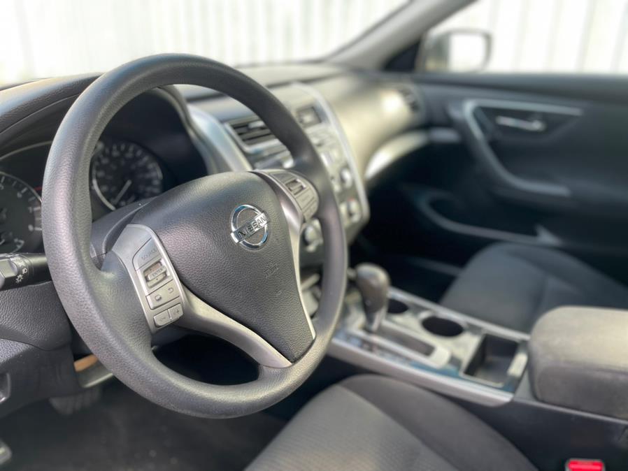 Used Nissan Altima 4dr Sdn I4 2.5 S 2014 | NYC Automart Inc. Brooklyn, New York Used Nissan Altima 4dr Sdn I4 2.5 S 2014 | NYC Automart Inc. Brooklyn, New York