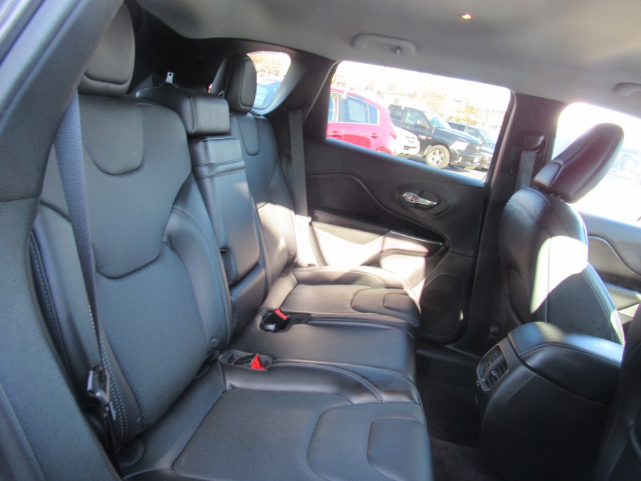 Used Jeep Cherokee Limited 4x4 2019 | NJ Used Cars Center. Irvington, New Jersey Used Jeep Cherokee Limited 4x4 2019 | NJ Used Cars Center. Irvington, New Jersey