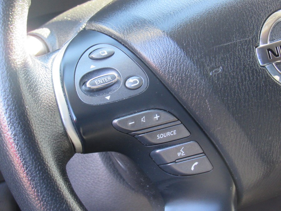 2020 Nissan Pathfinder FWD SV, available for sale in Irvington, New Jersey | NJ Used Cars Center. Irvington, New Jersey 2020 Nissan Pathfinder FWD SV, available for sale in Irvington, New Jersey | NJ Used Cars Center. Irvington, New Jersey