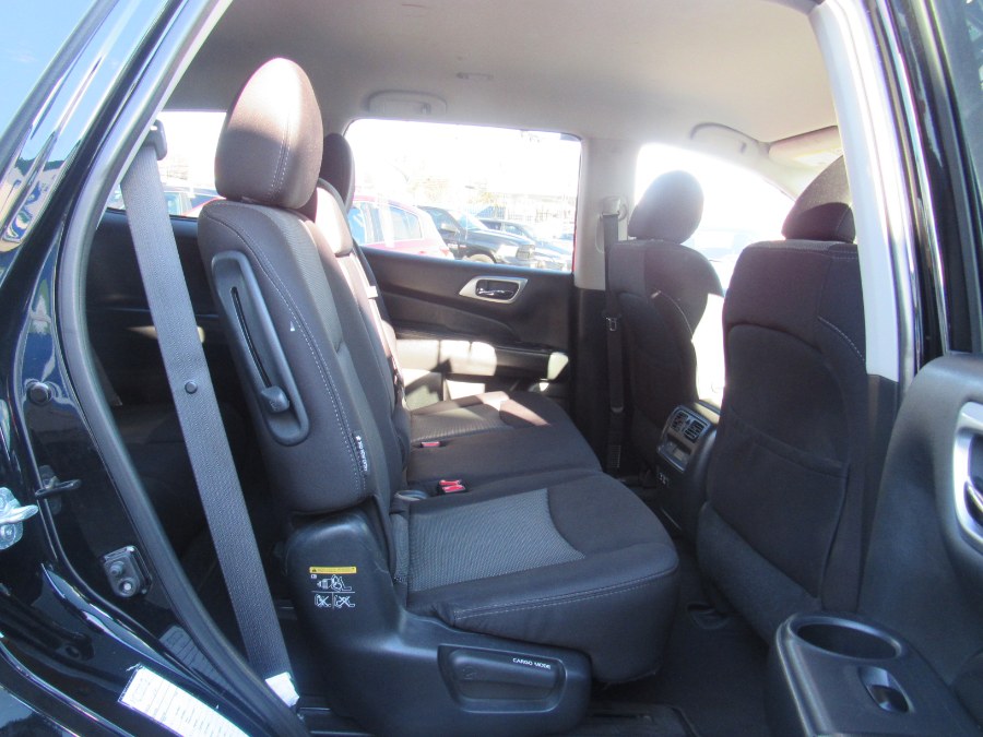 2020 Nissan Pathfinder FWD SV, available for sale in Irvington, New Jersey | NJ Used Cars Center. Irvington, New Jersey 2020 Nissan Pathfinder FWD SV, available for sale in Irvington, New Jersey | NJ Used Cars Center. Irvington, New Jersey
