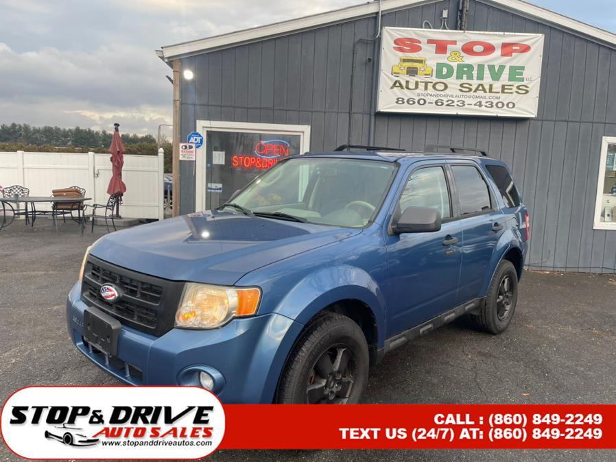 2010 Ford Escape FWD 4dr XLT, available for sale in East Windsor, Connecticut | Stop & Drive Auto Sales. East Windsor, Connecticut