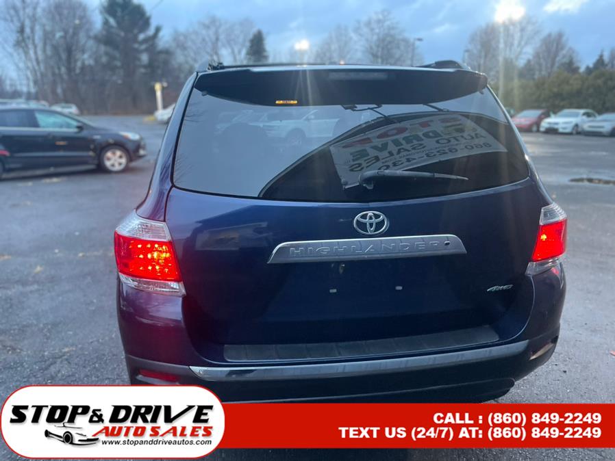 2012 Toyota Highlander 4WD 4dr V6 SE (Natl), available for sale in East Windsor, Connecticut | Stop & Drive Auto Sales. East Windsor, Connecticut 2012 Toyota Highlander 4WD 4dr V6 SE (Natl), available for sale in East Windsor, Connecticut | Stop & Drive Auto Sales. East Windsor, Connecticut