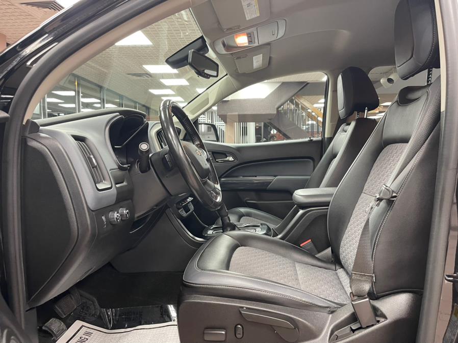 Used Chevrolet Colorado 4WD Crew Cab 128.3" Z71 2017 | Power Motors East. Massapequa Park, New York Used Chevrolet Colorado 4WD Crew Cab 128.3" Z71 2017 | Power Motors East. Massapequa Park, New York