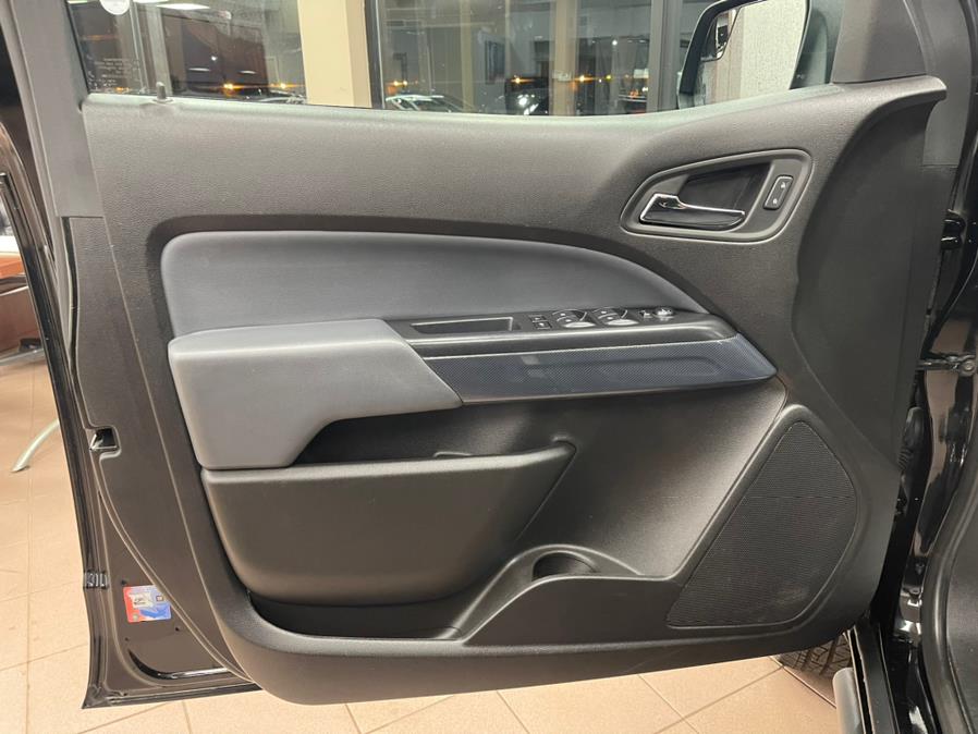 Used Chevrolet Colorado 4WD Crew Cab 128.3" Z71 2017 | Power Motors East. Massapequa Park, New York Used Chevrolet Colorado 4WD Crew Cab 128.3" Z71 2017 | Power Motors East. Massapequa Park, New York