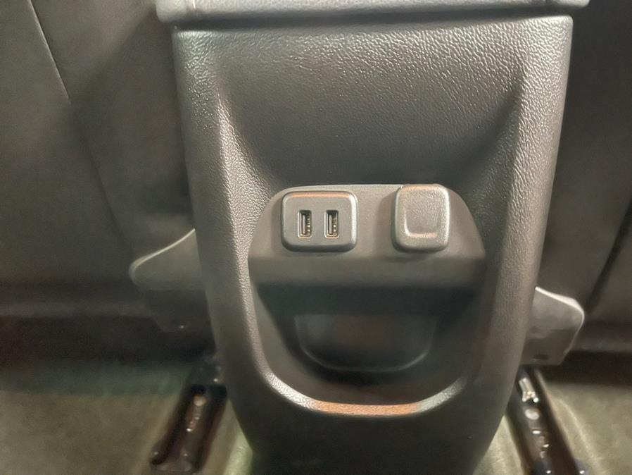 Used Chevrolet Colorado 4WD Crew Cab 128.3" Z71 2017 | Power Motors East. Massapequa Park, New York Used Chevrolet Colorado 4WD Crew Cab 128.3" Z71 2017 | Power Motors East. Massapequa Park, New York