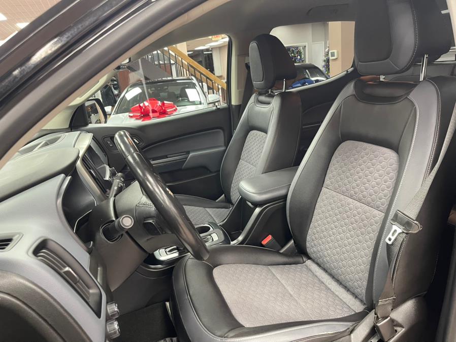 Used Chevrolet Colorado 4WD Crew Cab 128.3" Z71 2017 | Power Motors East. Massapequa Park, New York Used Chevrolet Colorado 4WD Crew Cab 128.3" Z71 2017 | Power Motors East. Massapequa Park, New York