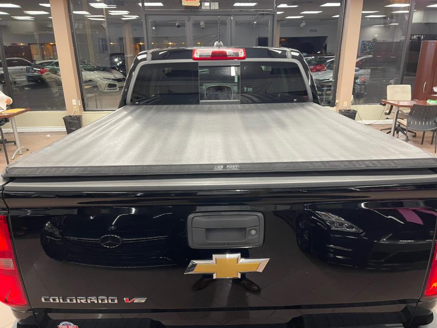 Used Chevrolet Colorado 4WD Crew Cab 128.3" Z71 2017 | Power Motors East. Massapequa Park, New York Used Chevrolet Colorado 4WD Crew Cab 128.3" Z71 2017 | Power Motors East. Massapequa Park, New York