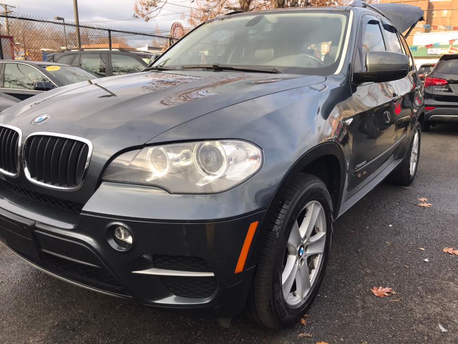 Used BMW X5 AWD 4dr xDrive35i Premium 2013 | Car Valley Group. Jersey City, New Jersey Used BMW X5 AWD 4dr xDrive35i Premium 2013 | Car Valley Group. Jersey City, New Jersey