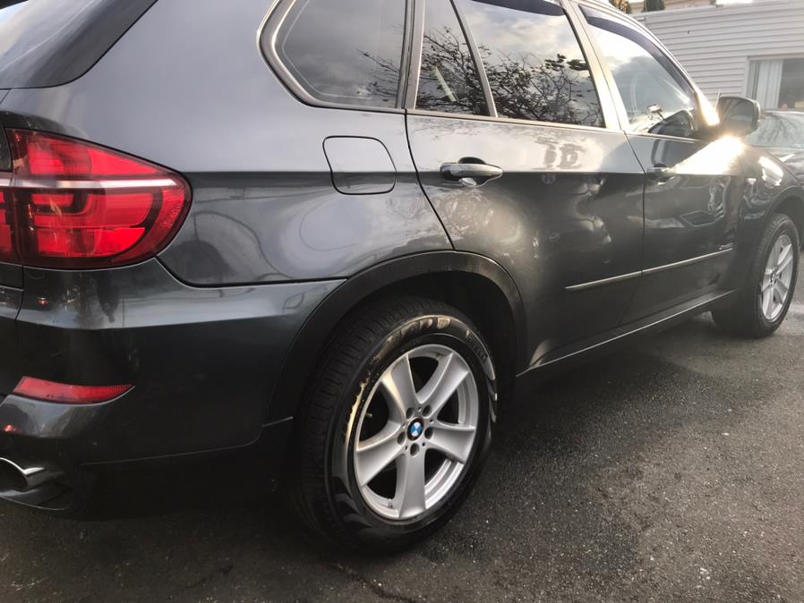 Used BMW X5 AWD 4dr xDrive35i Premium 2013 | Car Valley Group. Jersey City, New Jersey Used BMW X5 AWD 4dr xDrive35i Premium 2013 | Car Valley Group. Jersey City, New Jersey