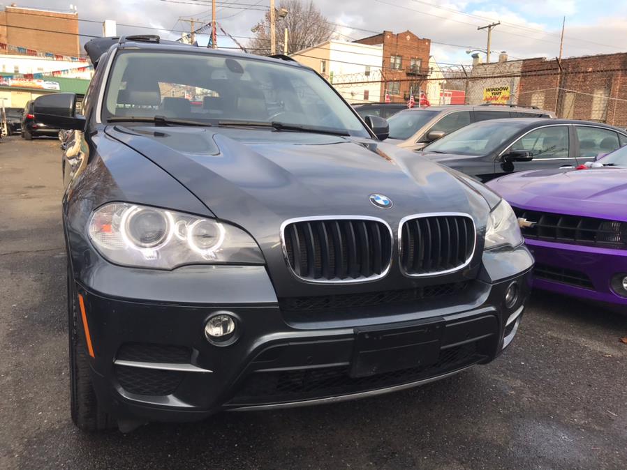 Used BMW X5 AWD 4dr xDrive35i Premium 2013 | Car Valley Group. Jersey City, New Jersey Used BMW X5 AWD 4dr xDrive35i Premium 2013 | Car Valley Group. Jersey City, New Jersey