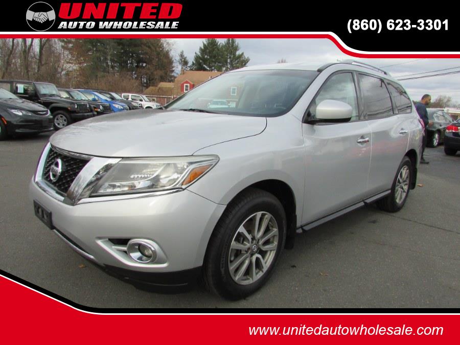 2014 Nissan Pathfinder 4WD 4dr SL, available for sale in East Windsor, Connecticut | United Auto Sales of E Windsor, Inc. East Windsor, Connecticut