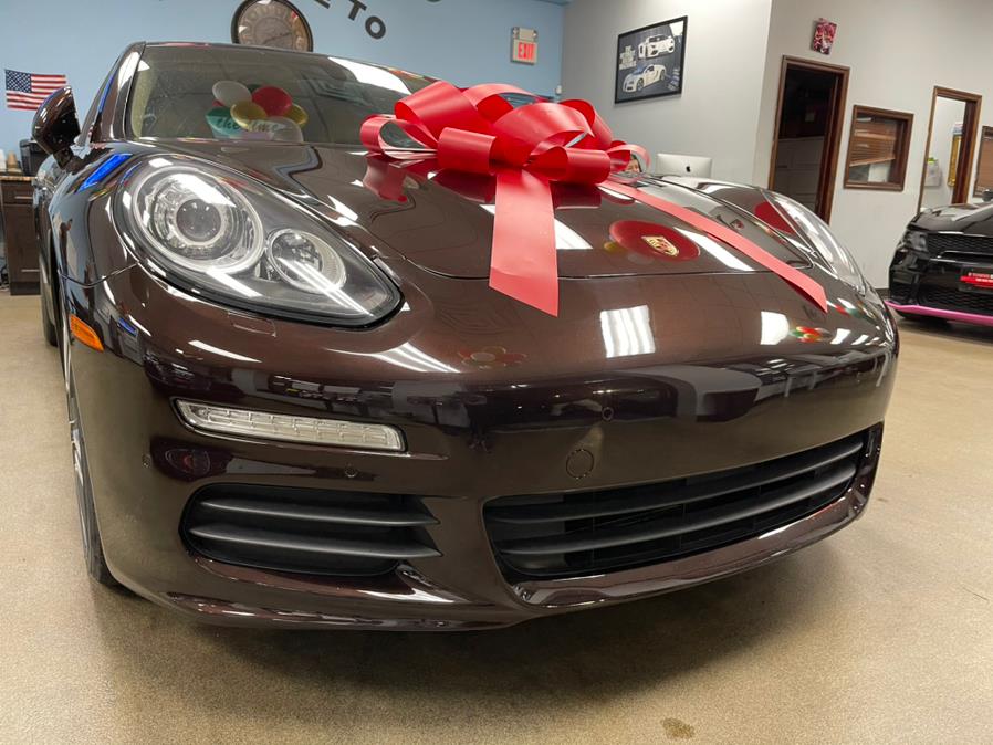 Used Porsche Panamera 4dr HB Edition 2016 | 5 Towns Drive. Inwood, New York Used Porsche Panamera 4dr HB Edition 2016 | 5 Towns Drive. Inwood, New York