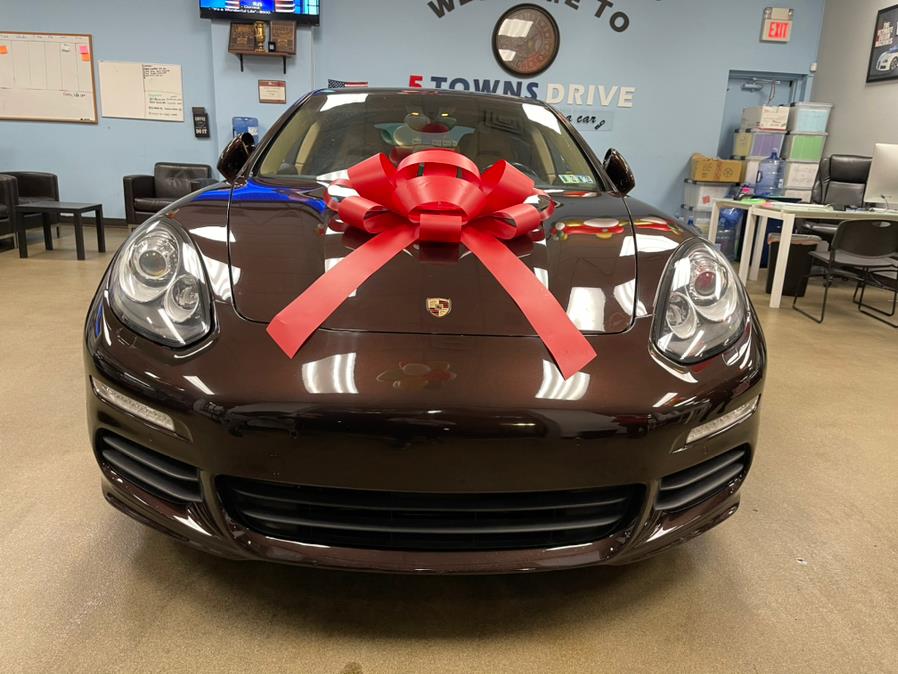 Used Porsche Panamera 4dr HB Edition 2016 | 5 Towns Drive. Inwood, New York Used Porsche Panamera 4dr HB Edition 2016 | 5 Towns Drive. Inwood, New York