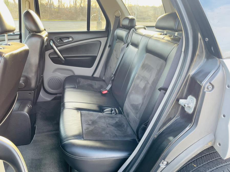 2006 Saturn VUE 4dr V6 Auto AWD, available for sale in New Britain, Connecticut | Supreme Automotive. New Britain, Connecticut 2006 Saturn VUE 4dr V6 Auto AWD, available for sale in New Britain, Connecticut | Supreme Automotive. New Britain, Connecticut