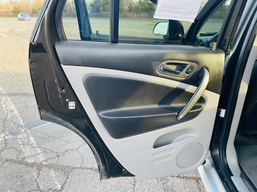 2006 Saturn VUE 4dr V6 Auto AWD, available for sale in New Britain, Connecticut | Supreme Automotive. New Britain, Connecticut 2006 Saturn VUE 4dr V6 Auto AWD, available for sale in New Britain, Connecticut | Supreme Automotive. New Britain, Connecticut