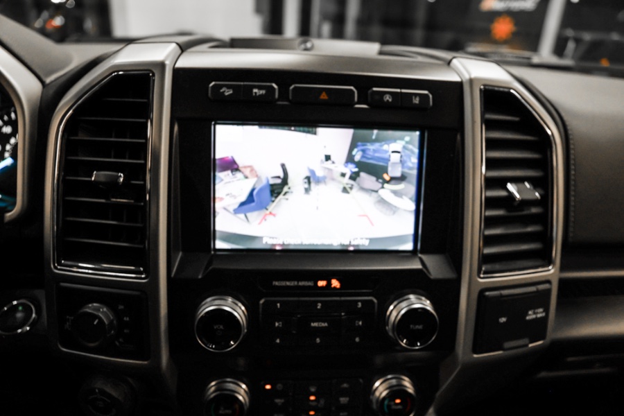 Used Ford F-150 LARIAT 4WD SuperCrew 5.5'' Box 2020 | 26 Motors Long Island. ELMONT, New York Used Ford F-150 LARIAT 4WD SuperCrew 5.5'' Box 2020 | 26 Motors Long Island. ELMONT, New York