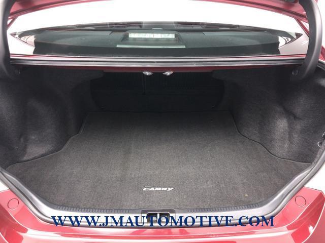 2016 Toyota Camry 4dr Sdn V6 Auto XLE, available for sale in Naugatuck, Connecticut | J&M Automotive Sls&Svc LLC. Naugatuck, Connecticut 2016 Toyota Camry 4dr Sdn V6 Auto XLE, available for sale in Naugatuck, Connecticut | J&M Automotive Sls&Svc LLC. Naugatuck, Connecticut