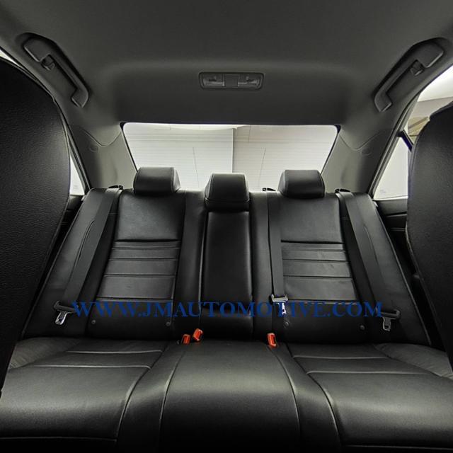 2016 Toyota Camry 4dr Sdn V6 Auto XLE, available for sale in Naugatuck, Connecticut | J&M Automotive Sls&Svc LLC. Naugatuck, Connecticut 2016 Toyota Camry 4dr Sdn V6 Auto XLE, available for sale in Naugatuck, Connecticut | J&M Automotive Sls&Svc LLC. Naugatuck, Connecticut