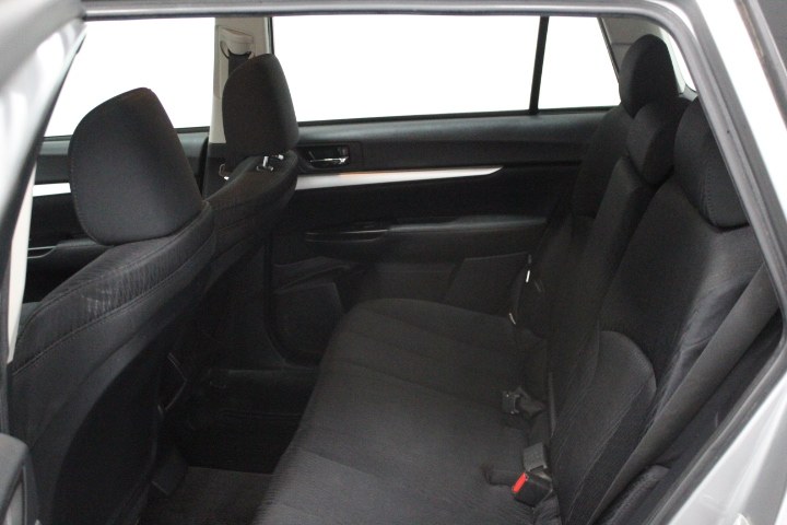 Used Subaru Outback 4dr Wgn H4 Auto 2.5i 2011 | New England Auto Sales LLC. Plainville, Connecticut Used Subaru Outback 4dr Wgn H4 Auto 2.5i 2011 | New England Auto Sales LLC. Plainville, Connecticut
