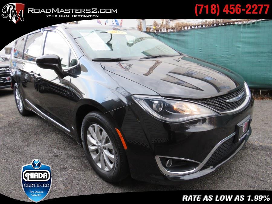 2018 Chrysler Pacifica Touring L TV/DVD/NAVI, available for sale in Middle Village, New York | Road Masters II INC. Middle Village, New York