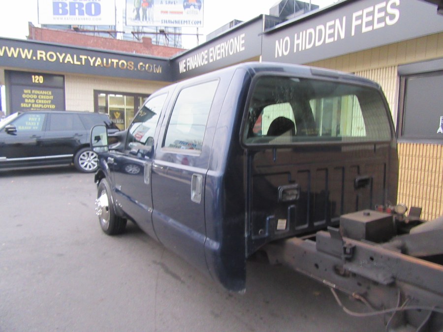 Used Ford Super Duty F-350 DRW Crew Cab 176" WB 60" CA XLT 2006 | Royalty Auto Sales. Little Ferry, New Jersey Used Ford Super Duty F-350 DRW Crew Cab 176" WB 60" CA XLT 2006 | Royalty Auto Sales. Little Ferry, New Jersey