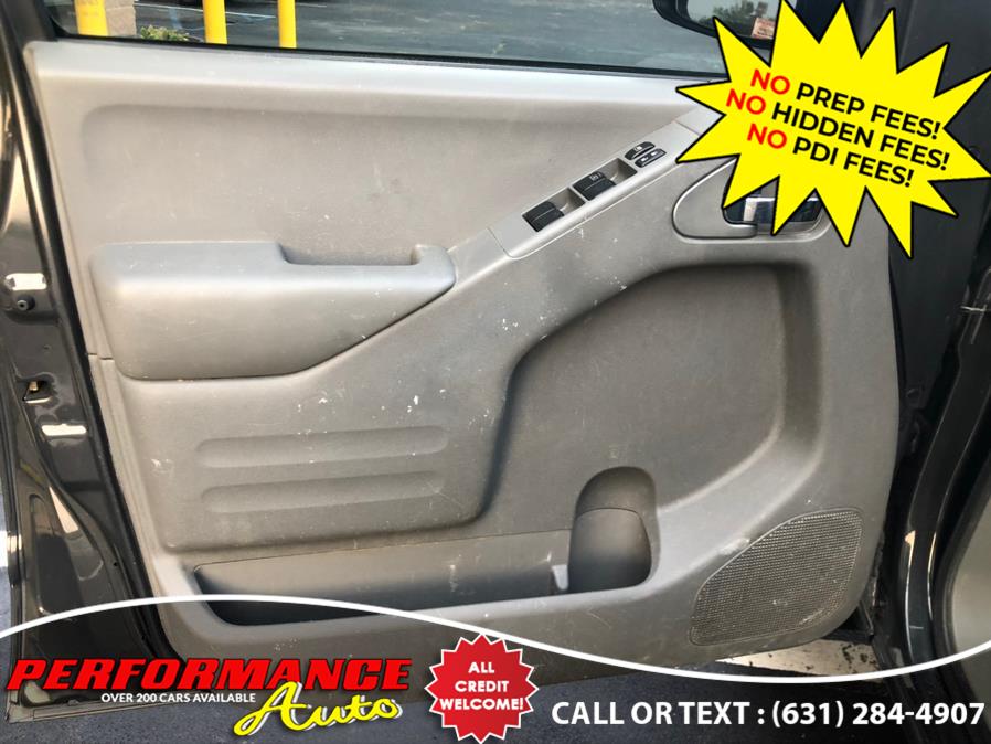 2015 Nissan Frontier 4WD Crew Cab SWB Auto SV, available for sale in Bohemia, New York | Performance Auto Inc. Bohemia, New York 2015 Nissan Frontier 4WD Crew Cab SWB Auto SV, available for sale in Bohemia, New York | Performance Auto Inc. Bohemia, New York