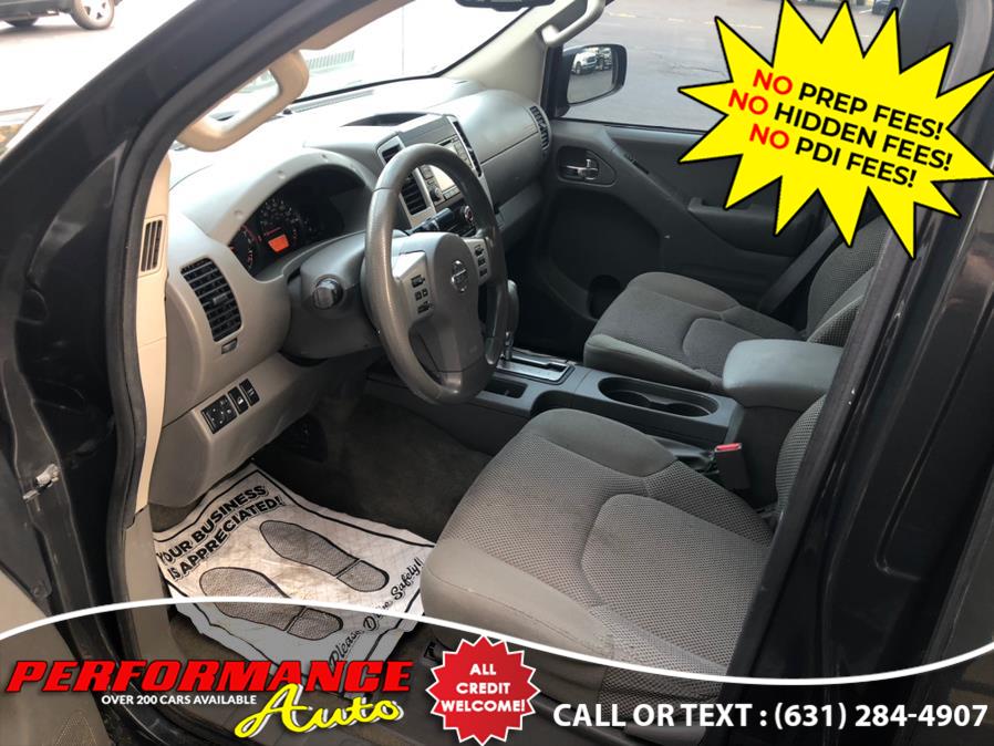 2015 Nissan Frontier 4WD Crew Cab SWB Auto SV, available for sale in Bohemia, New York | Performance Auto Inc. Bohemia, New York 2015 Nissan Frontier 4WD Crew Cab SWB Auto SV, available for sale in Bohemia, New York | Performance Auto Inc. Bohemia, New York