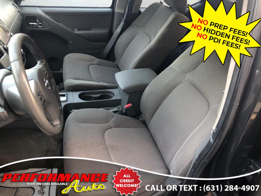 2015 Nissan Frontier 4WD Crew Cab SWB Auto SV, available for sale in Bohemia, New York | Performance Auto Inc. Bohemia, New York 2015 Nissan Frontier 4WD Crew Cab SWB Auto SV, available for sale in Bohemia, New York | Performance Auto Inc. Bohemia, New York